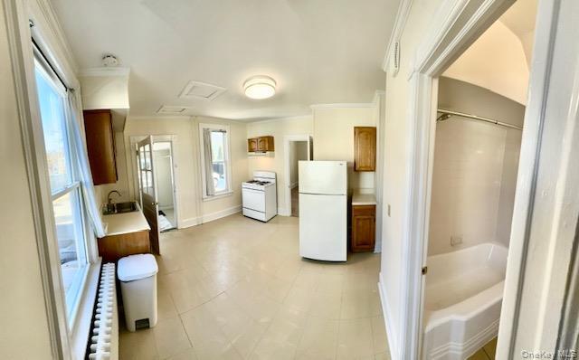 Photo - 136 Maple Ave