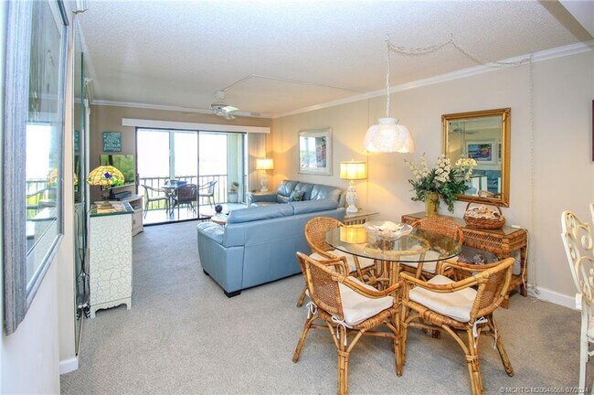 Photo - 350 NE Edgewater Dr Unit 202