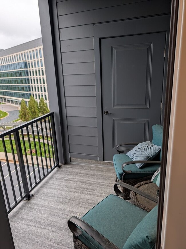 Photo - Sophisticated Rockville Corner Condo with Resort-Style Amenities, 2 Garage Parking Spaces