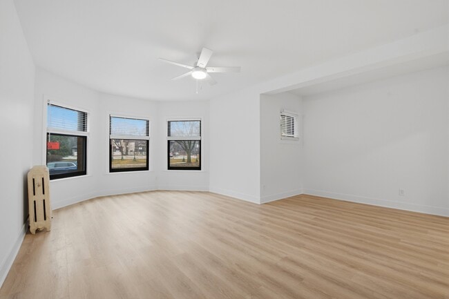1703-13 Ridge Ave.