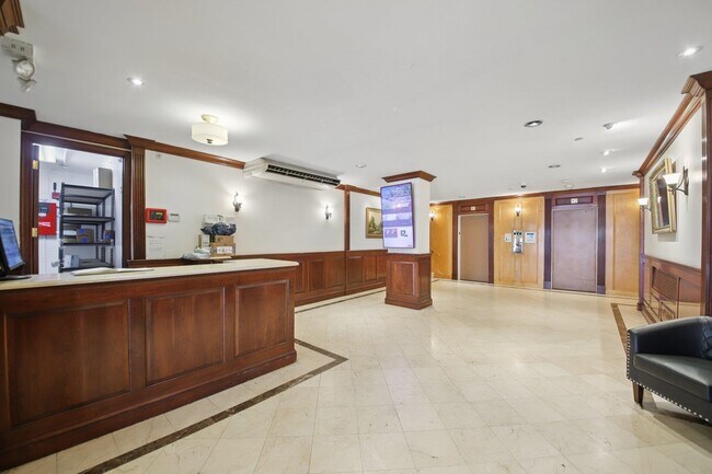 Photo - 10 Huron Ave Unit 11D