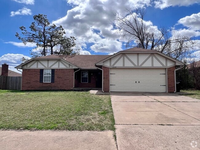 Building Photo - Great Home in Moore!