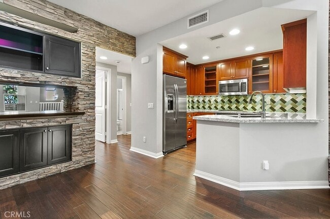 Photo - 84 Meridian Dr