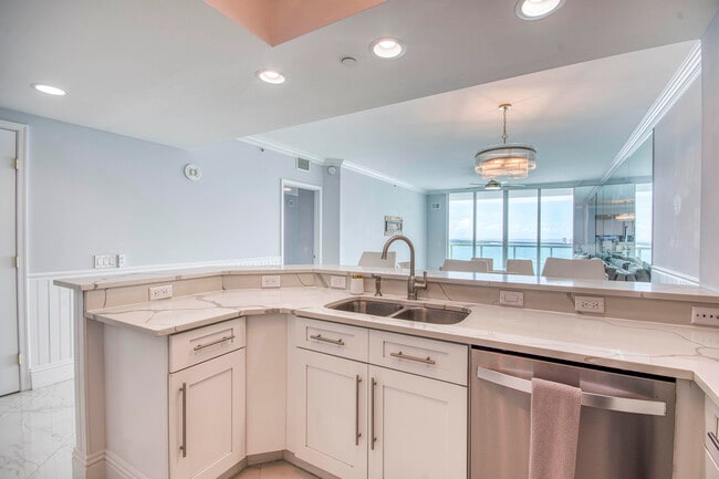 Photo - 2650 Lake Shore Dr Unit 2303