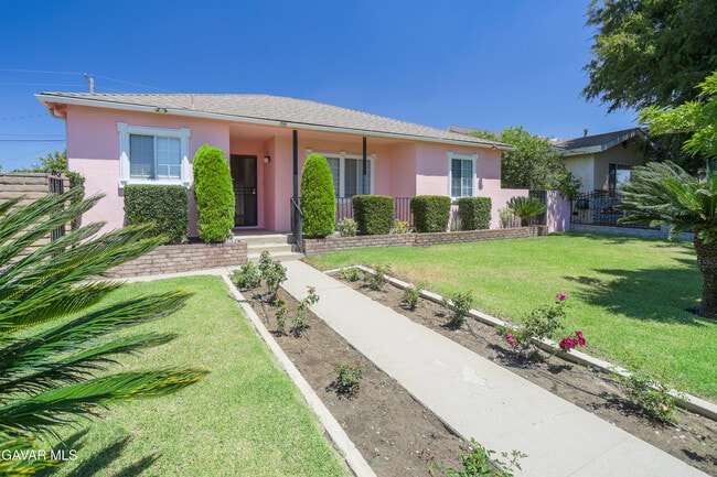13951 Terra Bella St