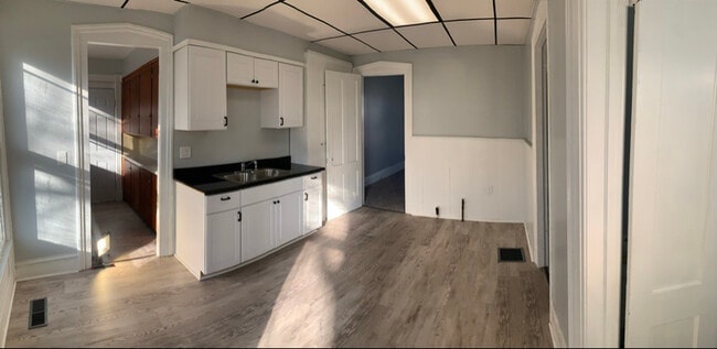 Photo - 131 Caledonia St Unit 1 (Downstairs )