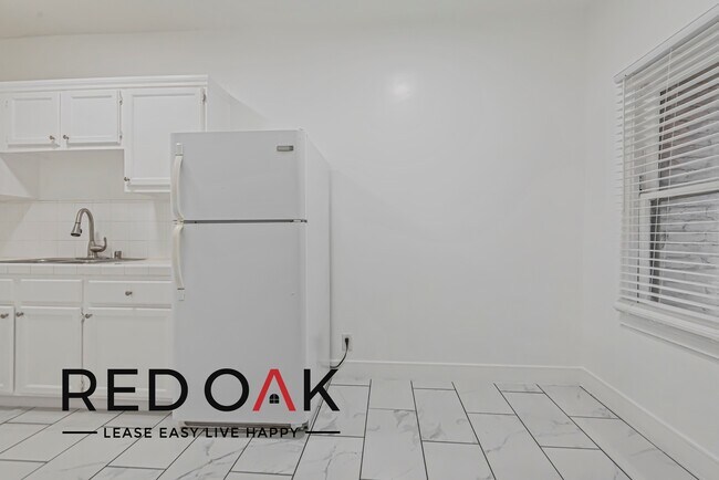 Photo - Gorgeous Studio with a Stylish Kitchen, In... Unidad 408