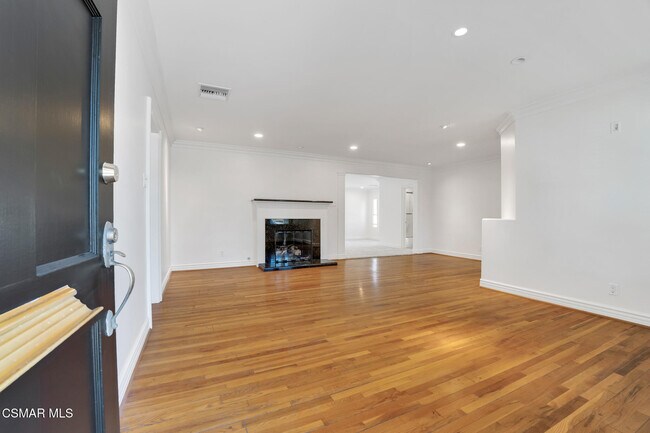 Photo - 6045 Sunnyslope Ave