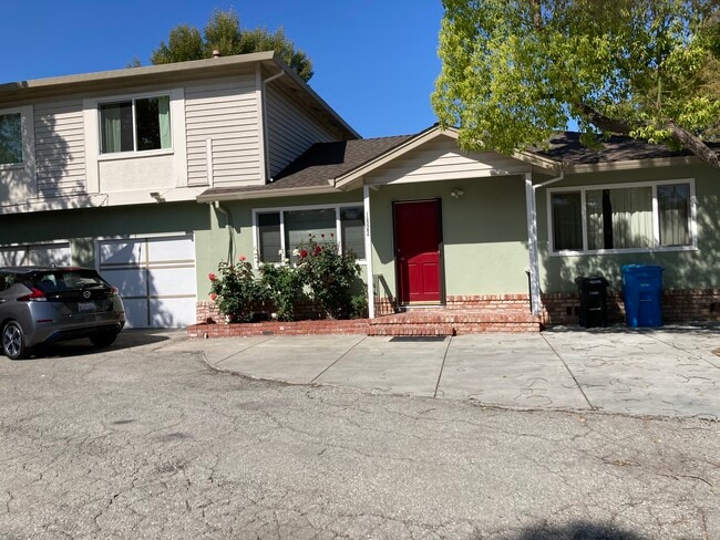 Photo - 1822 Roosevelt Ave Unit 1822