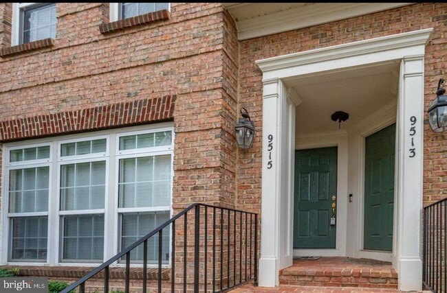 Photo - 9515 Walker Way