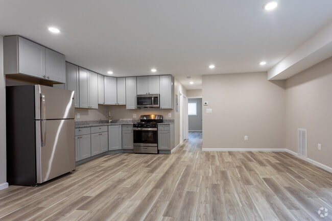 3HAB, 1BA - 890 ft²