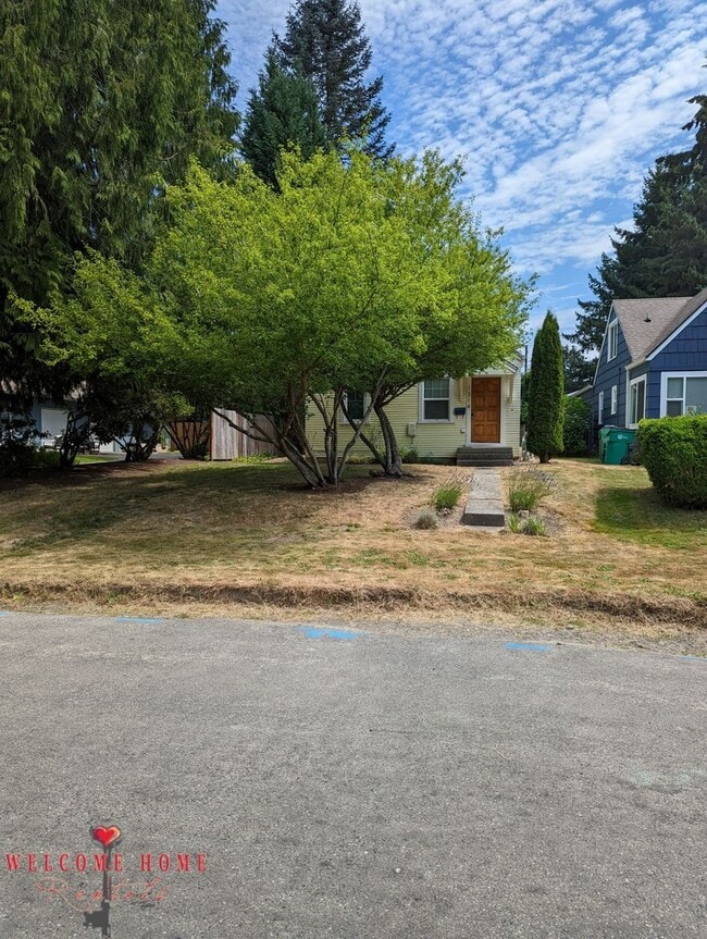 Photo - ADORABLE Olympia classic home with AIR CONDITIONING!!!