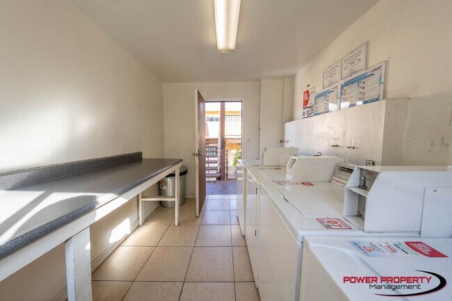 Photo - 10112 Felton Ave