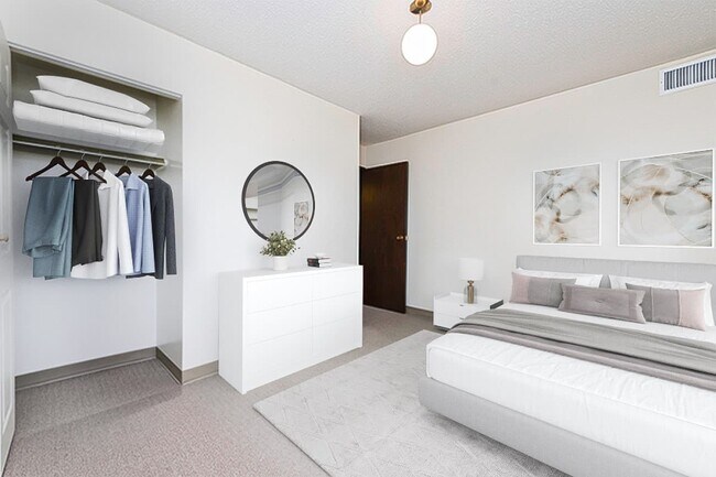 Photo - Southwood Greene Apartments