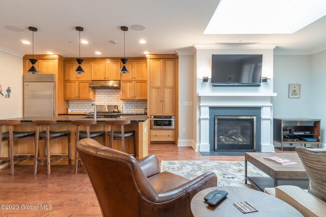 Photo - 37 Henry St Unit APT 401