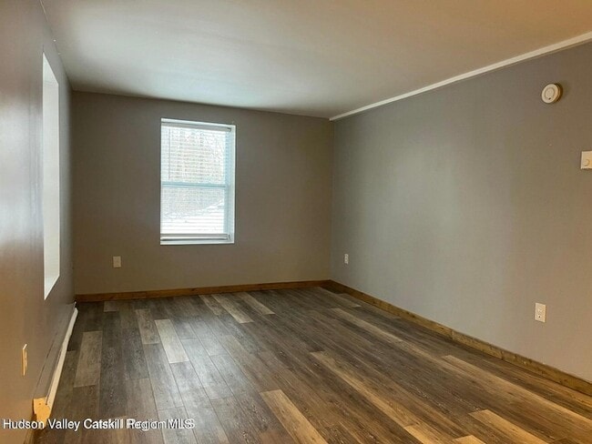 Photo - 143 Vedder Rd Unit 4