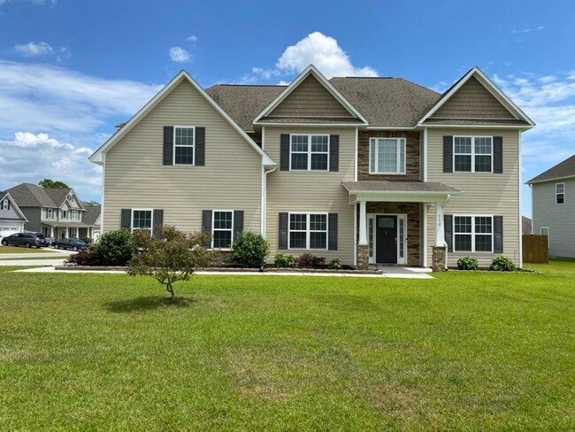 Building Photo - Beautiful unfurnished 4 bedroom, 3.5 bath ... Rental