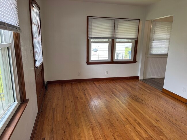 Photo - 1508 W 36th St