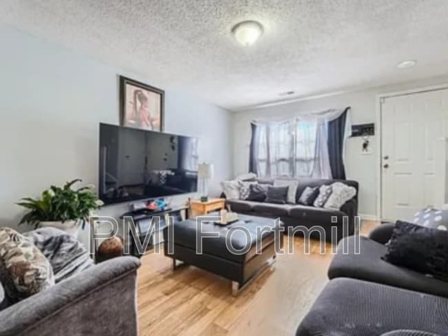 Photo - 3602 Huyton Ct