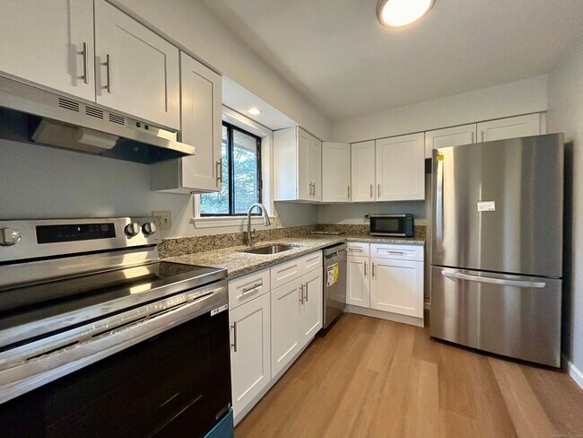 Photo - 7 Homestead Ln Unit 7