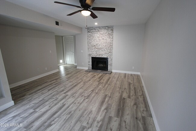 Photo - 850 S River Dr