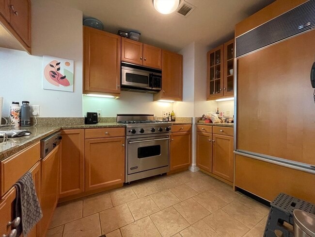 Photo - 1 Avery St Unit 12E