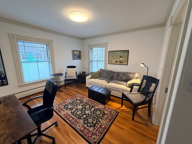 Photo - 25 Meacham St