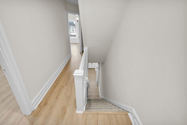 Photo - 109 N Sixth St Unit 2F