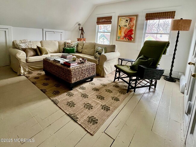 74 Mt Hermon Way Unit 2