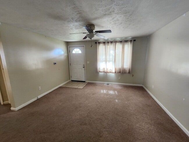Photo - Clean, 3 Bedroom Home Available Today!