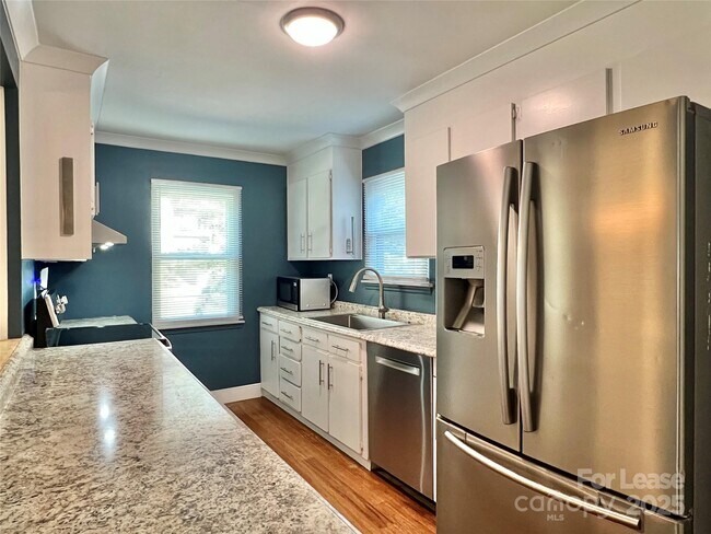 Photo - 1604 N Davidson St