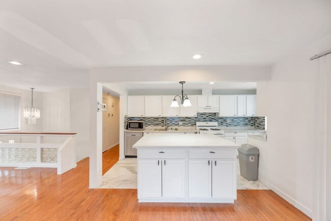 Photo - 26250 39th Pl S