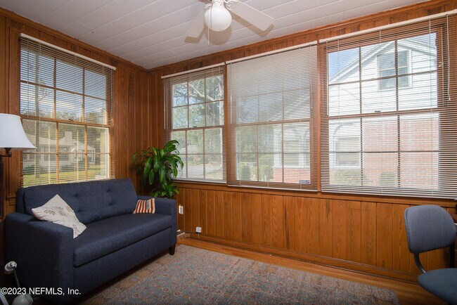 Photo - 1007 S Shores Rd