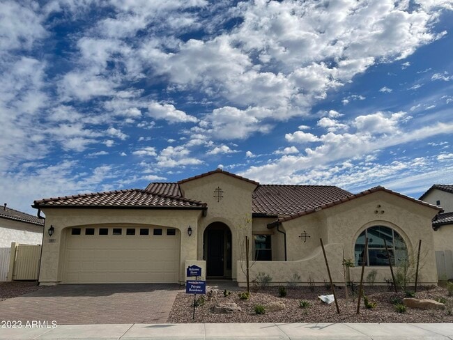Photo - 11811 W Pkwy Ln Casa