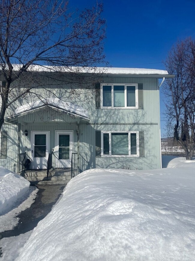 Photo - 2bd, 1.5 bath Condo for Rent in Fairbanks!
