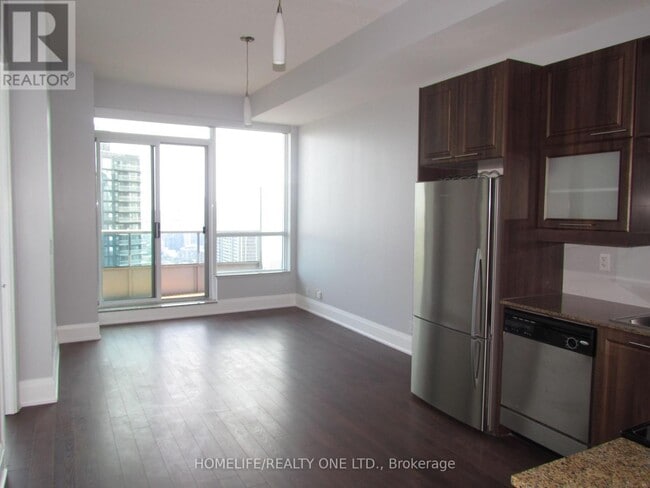 Photo - 500 Sherbourne St Unit 3104