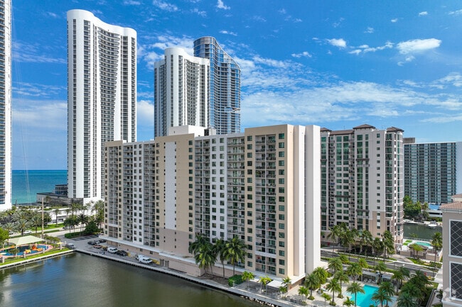 Photo - Marina del Mar