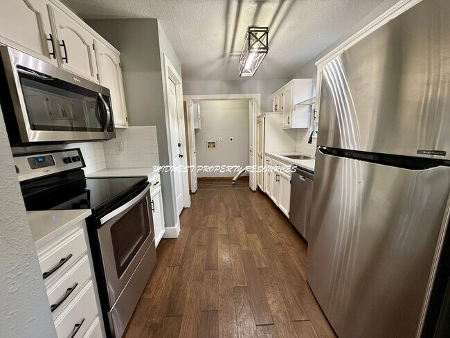 Photo - Spacious 4 Bedroom, 2 Bath Home for Lease in Lee's Summit, MO