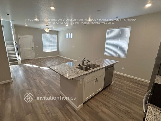 Photo - 238 Harker Creek St