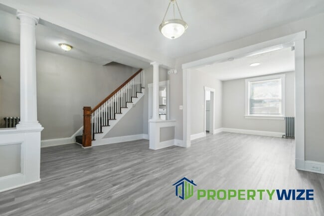 Photo - 3343 Avondale Ave