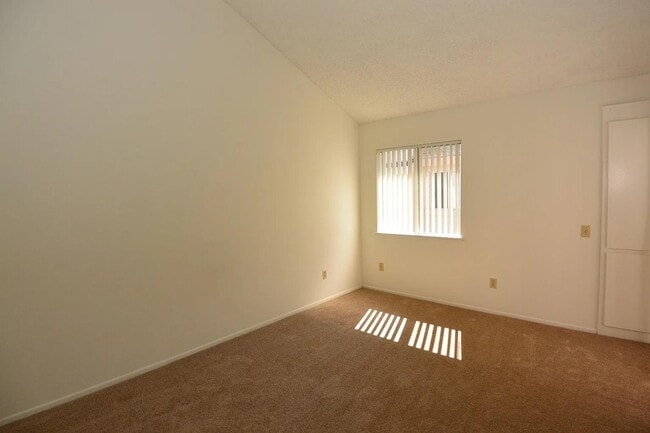 Photo - 4831 King Cir