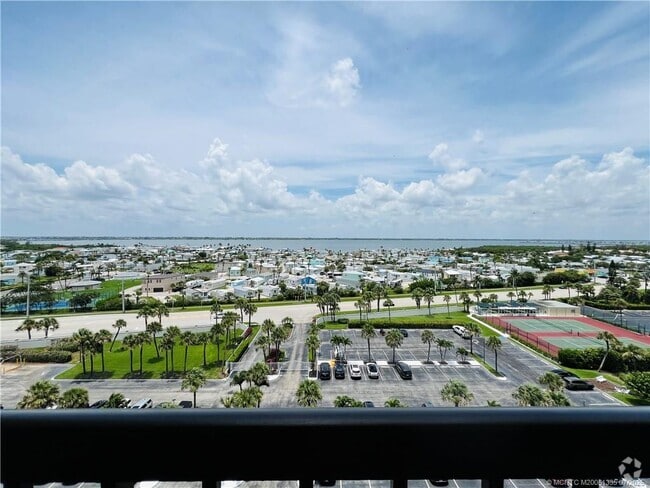 Building Photo - 10680 S Ocean Dr Unit 904 Rental