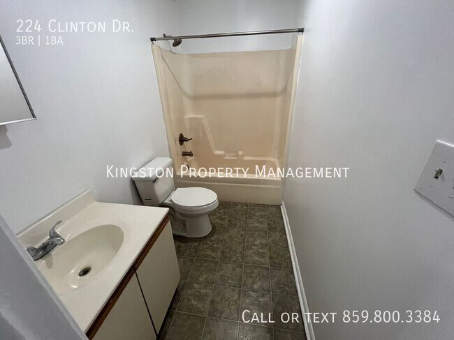 Photo - Beautiful 3 Bedroom Duplex in Paris Now Av...