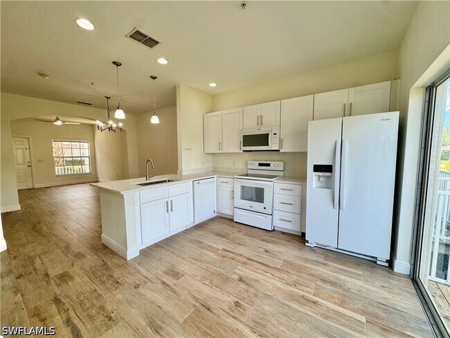 Photo - 3255 Tamara Dr Unidad 4