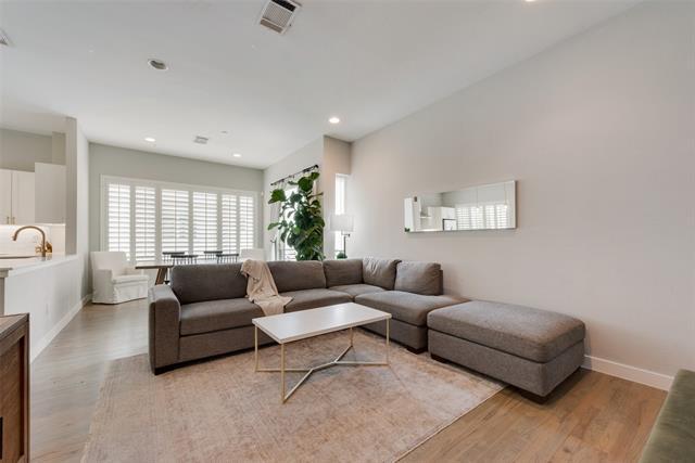 Photo - 2107 Bennett Ave Unit 10