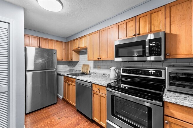 Photo - 11 Gibbs St Unit 40