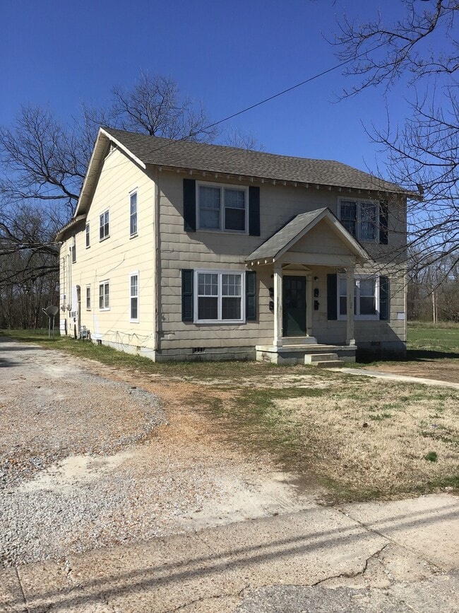 Building Photo - 607 Hatchie St Unit H4