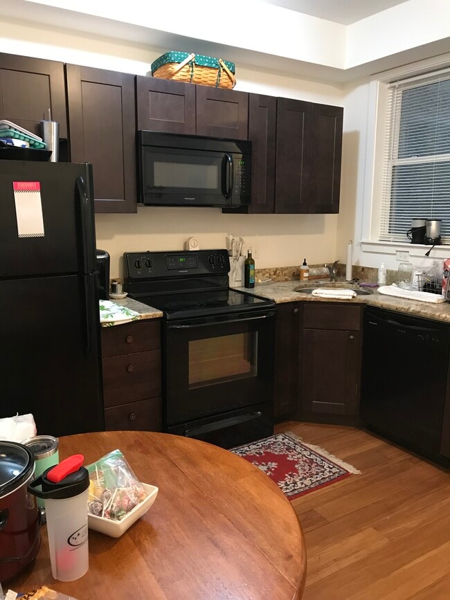 Photo - 2008 N 17th St Unit A