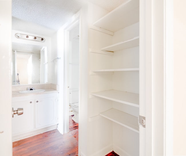 Photo - Clay Landings Apartments