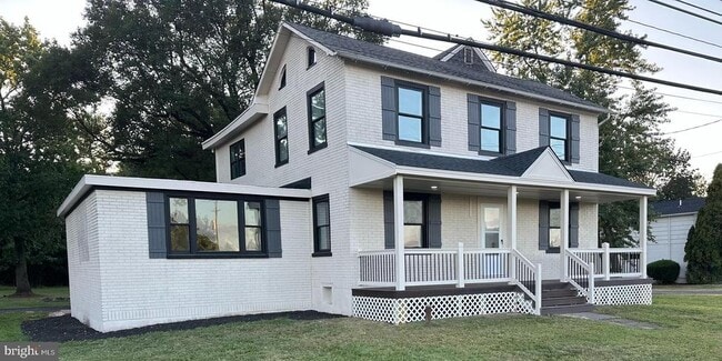 Photo - 924 Bethlehem Pike House